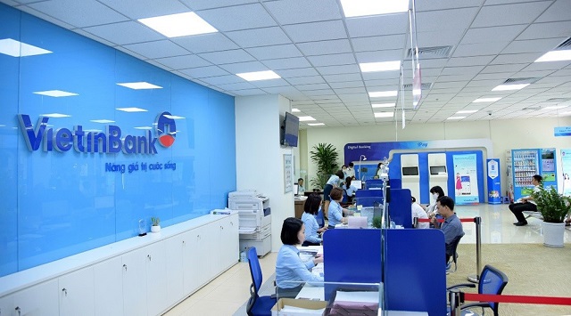 Ngân hàng Vietinbank làm việc đến mấy giờ?